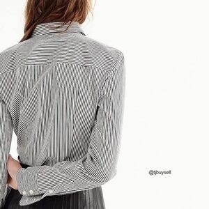 Brand new J. Crew Classic Stripe Stretch Perfect Shirt C10-G3